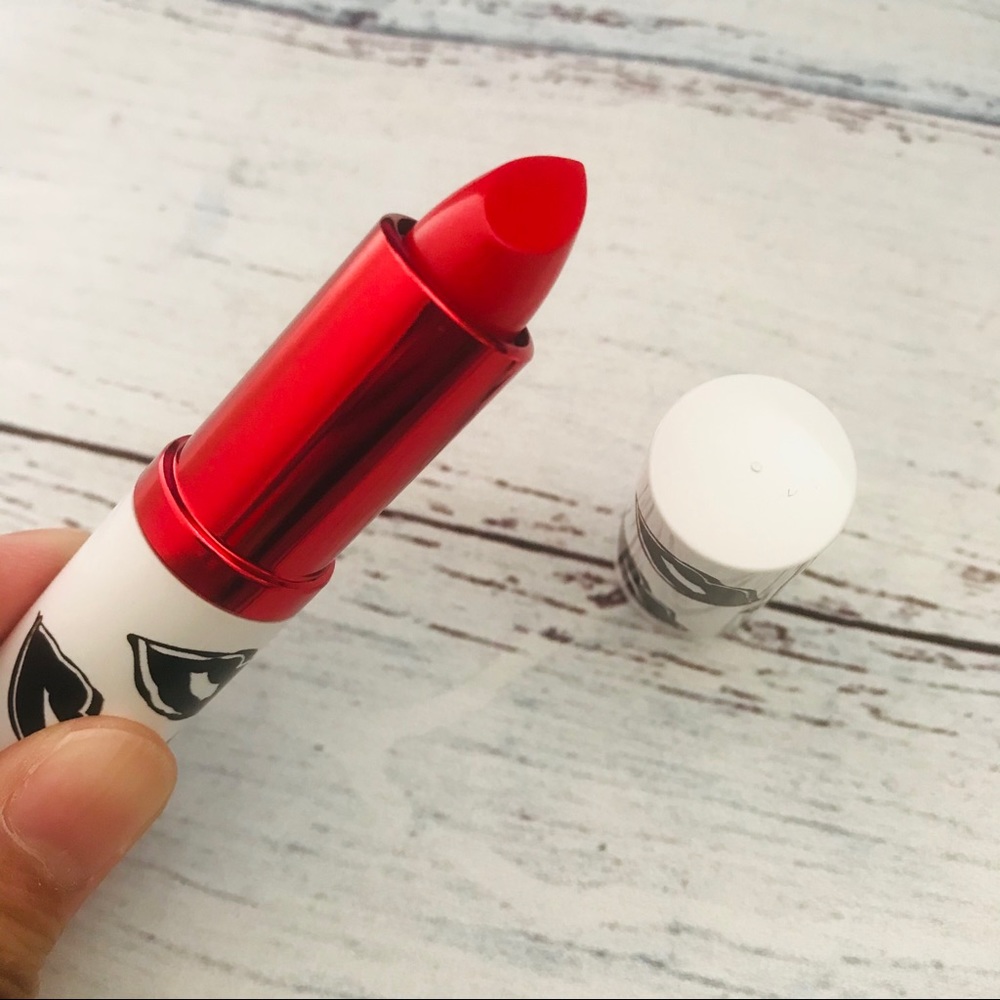 SMASHBOX Be Legendary Lipstick GET FIRED